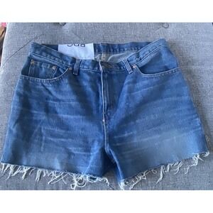 Urban Outfitters BDG Women's Sz 32W Girlfriend Jean Cutoff Blue Denim Shorts